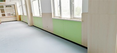 学校楼梯间树脂抗菌装饰板防学生摔倒碰撞，抑菌设计更安心