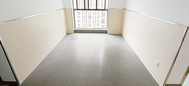公共走道磕碰多如何护墙？抗菌板饰面耐刮抗撞好用